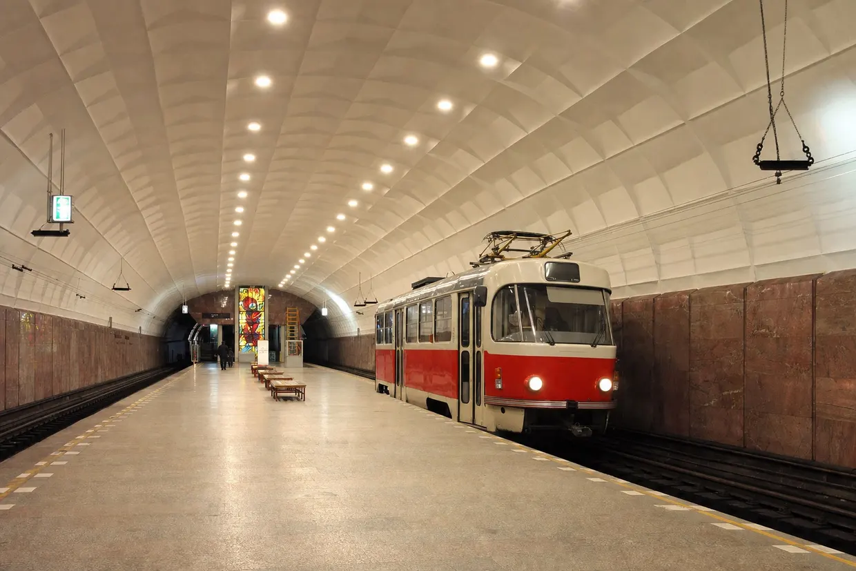 Метротрам
